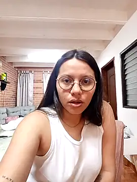 Preview of dilan_and_mia