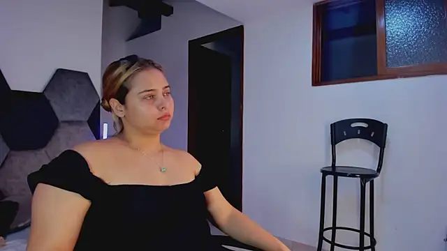 mikaelastone - MikaelaStone's free webcam - UK Sex Cams