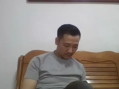 haoyun88888 (Ask my age) - 新人主播首秀完成目标