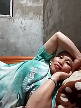 Maikha08 webcam