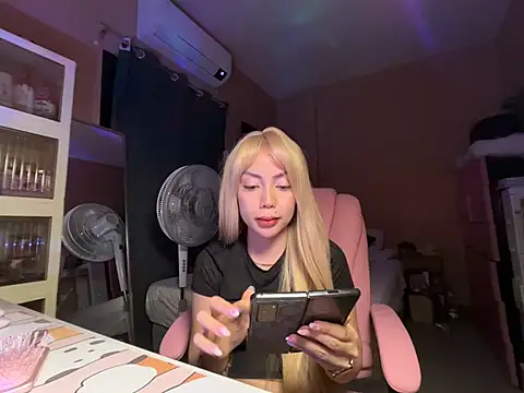 sweet_glam webcam