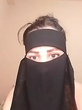 miss_dou3ae (F milf) - سيارة