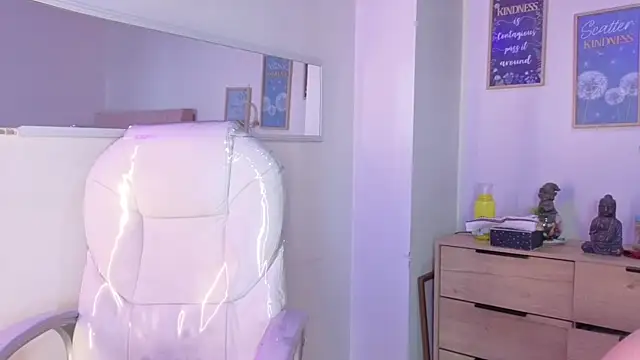 bluee_hazell webcam