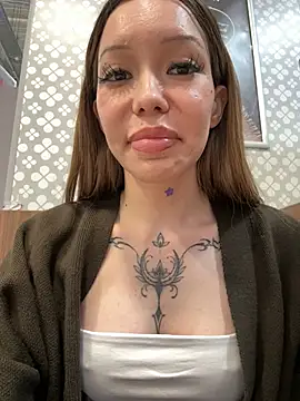 streetcelebrity (F young) - Lick fingers+squeeze nipples hard w them