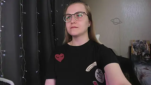 MissBrightShine live sex cam