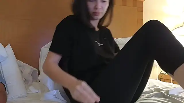 evasmith77777 (G milf) - DOMI IN PUSSY