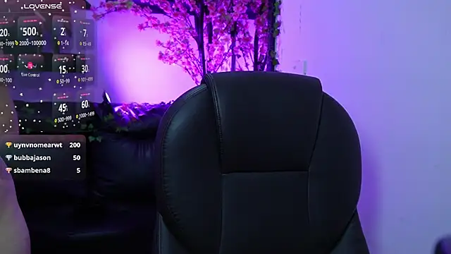 anny_sweet72 (F young) - Show ass and spank