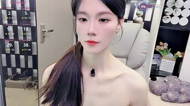 yueyue-mm (F milf) - 下空足交+2分钟控制