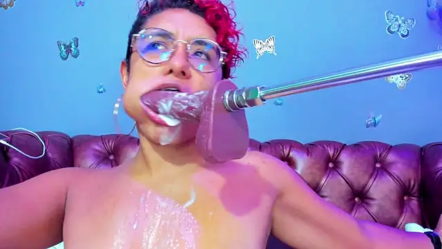 kaira_mosse (F young) - machine in the pussy + squirt