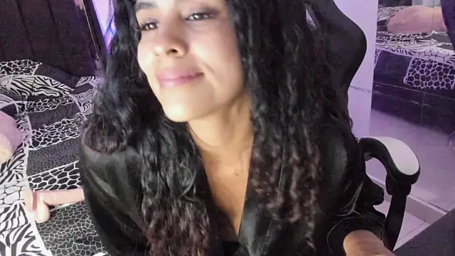 moon_sammy (F young) - play pusssy for cum +big squirt