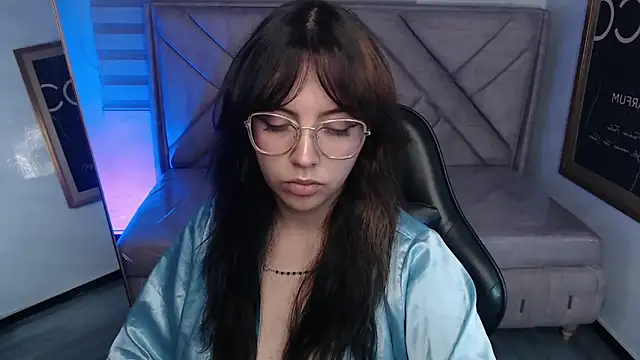 hela_v (F young) - blowjob sloopy