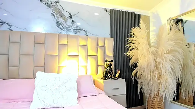 cloesummerr_ (F young) - bounce tits