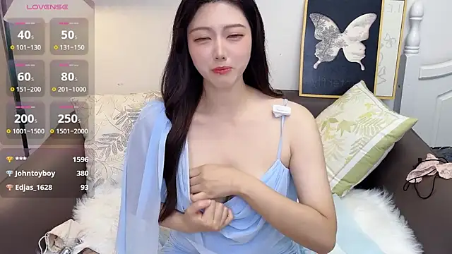 siren_m (F young) - 绵绵真空揉胸羞羞骑枕头，国王控制小粉两分钟~