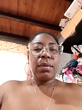 channeldelacroix (F milf) - OPEN ASS
