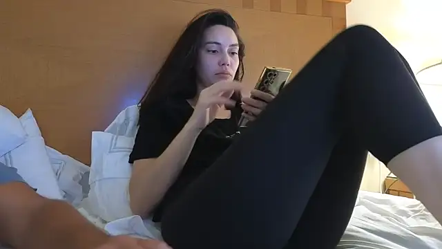 evasmith77777 - EvaSmith77777's free webcam - UK Sex Cams