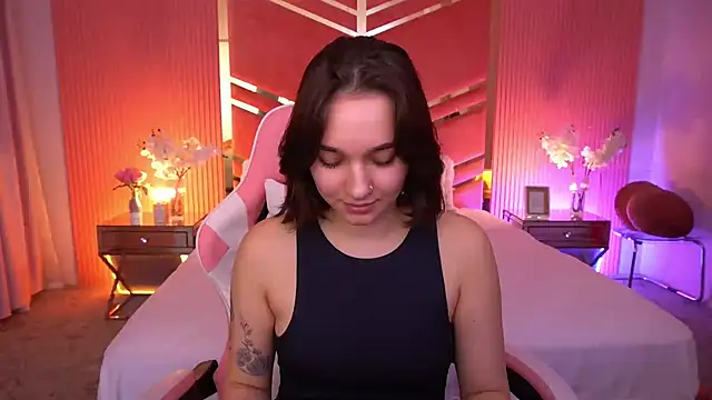 FlirtyMusa webcam