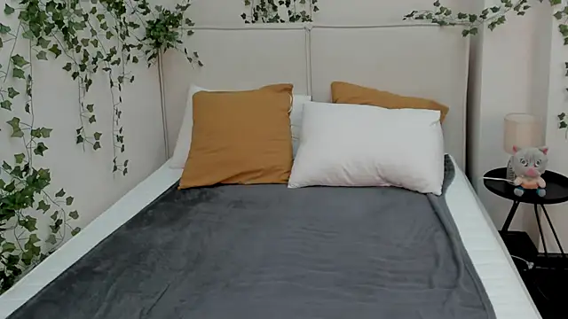 blondesambuca - BlondeSambuca's free webcam - UK Sex Cams