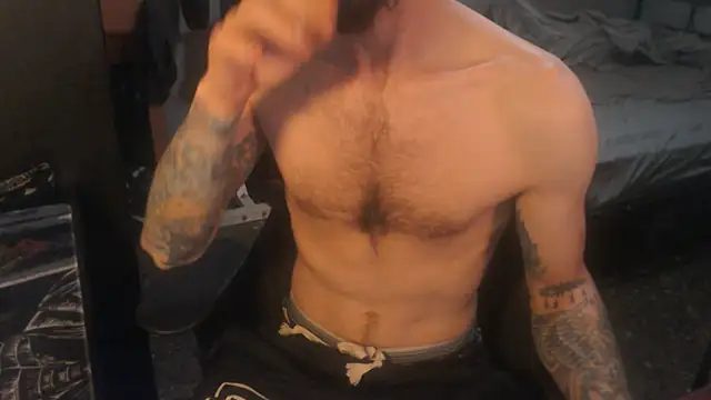 SexxxyLouis webcam