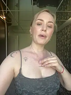 LiluMoon__ webcam