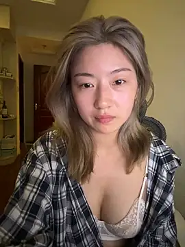 Olivia_PINK0322