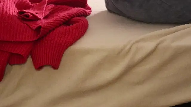 ivykaelani - IvyKaelani's free webcam - UK Sex Cams