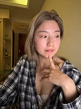 Olivia_PINK0322