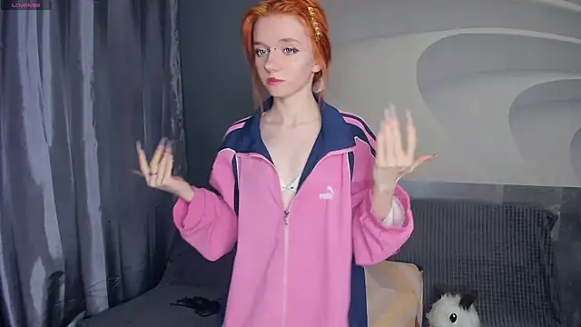 TarynPalek webcam