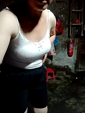 anhphi01 - Anhphi01's free webcam - UK Sex Cams