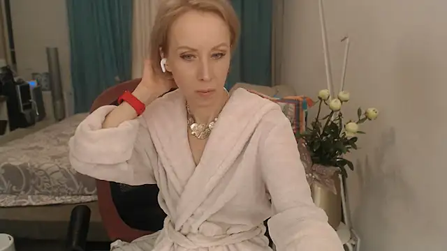 LuxuryNika