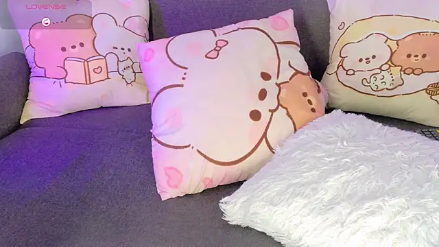 lunitaa0 (F young) - RIDE DILDO(ANAL)