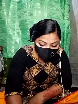 mistompa24 (F young) - Public show