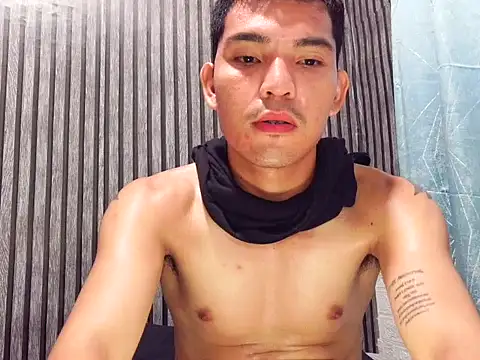 divesomnibus (M young) - who is the first person can make me cum