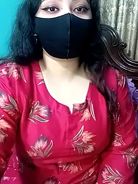 Webcam Model (Porimoni22)  is live.Free join now!