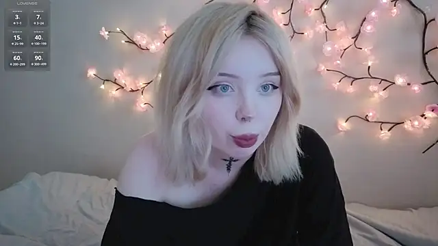 yumi_charm webcam