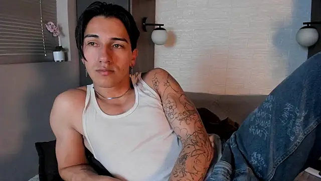 andy_joy_ (M young) - Sexy Striptease😏