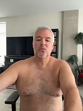 aarosteev2 (Ask my age) - Cum for you and eat it