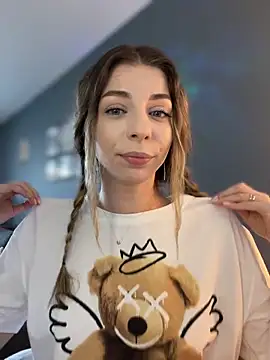 Webcam Model (Mia_Ethan)  is live.Free join now!