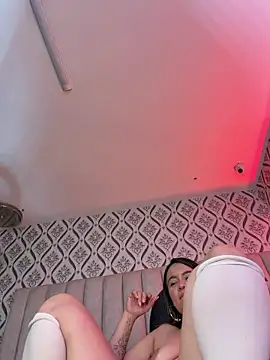Sky_Junne webcam