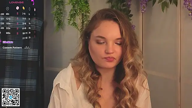 JulieLupo webcam