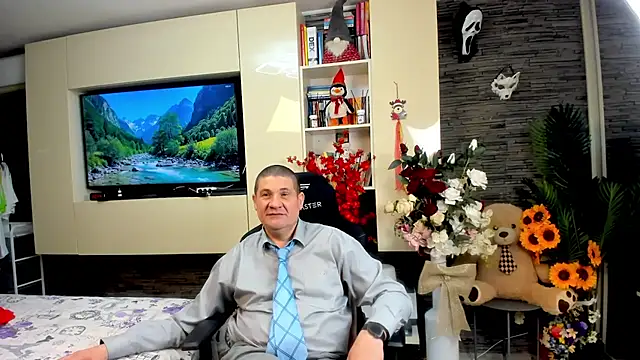 SpartacusDaddy48 webcam