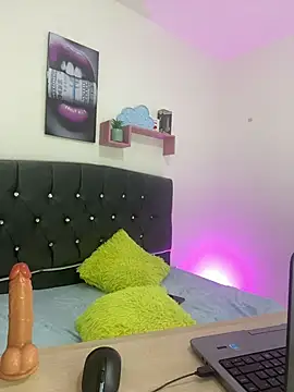 nicoll726 (F teen) - SPANK ASS X 5