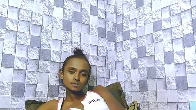 sassyxindian - SassyXindian's free webcam - UK Sex Cams