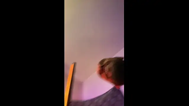 guyst049 - Guyst049's free webcam - UK Sex Cams