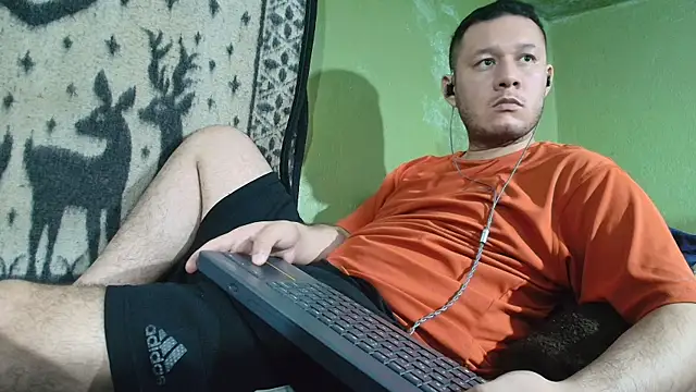 sweet_cock28 - Sweet_cock28's free webcam - UK Sex Cams