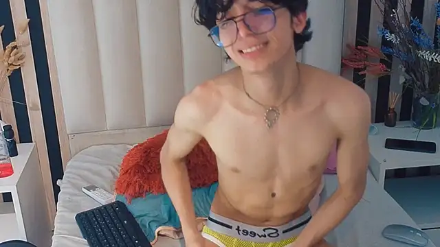 twink_sebas7 (M twink) - Put fingers inside my ass spread my hole