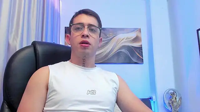 tommas_jhonson - Tommas_Jhonson's free webcam - UK Sex Cams