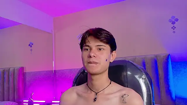 Derek_Sinn live sex cam