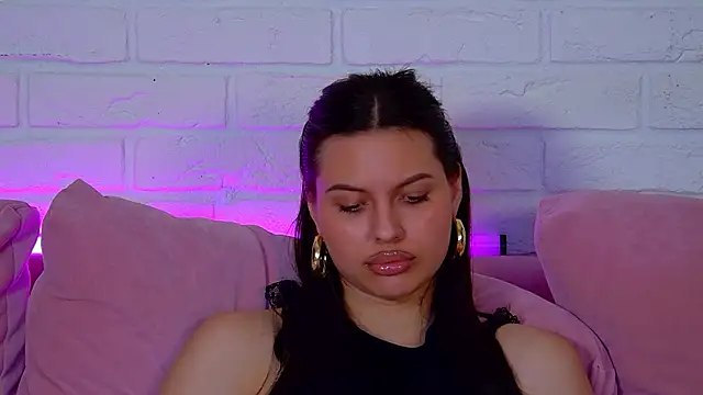 aliceversal - AliceVersal's free webcam - UK Sex Cams