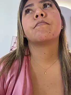 ariannatorres (Ask my age) - Twerk on you😈🎁last tip