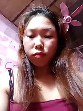 ngocmi909 - Ngocmi909's free webcam